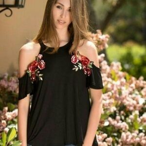 Stylishly Chic: Alya‎ Andrea Alvarado Cold Shoulder Rose Embroidered Top MED